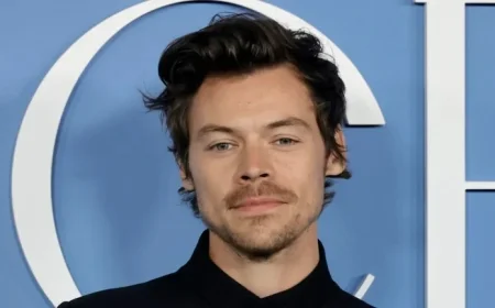 Harry Styles Set to Present at Grammy Awards