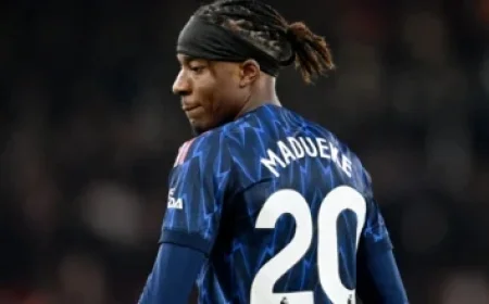 Barca Teenager Fernandez Joins PSG; Laporta Criticizes ‘Unpleasant Situation’