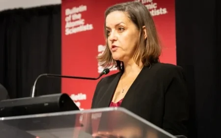 Doomsday Clock Leader Highlights Leadership Failures in Current Setting