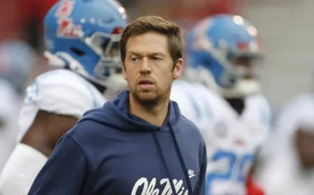 Charlie Weis Jr. Stays at LSU After Eagles Meeting