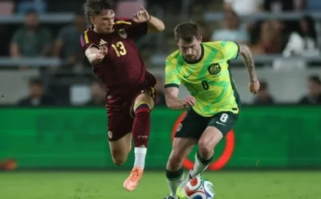 Fiorentina Signs Venezuela’s Luis Balbo; Debuts Against Como