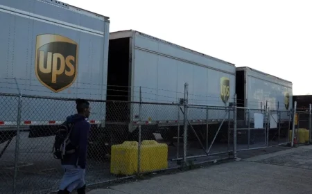 UPS to Cut 30,000 Jobs Amid Amazon Split