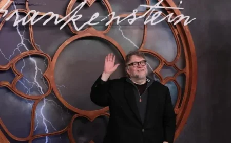 Guillermo del Toro Sings “México Lindo y Querido” at Sundance Festival