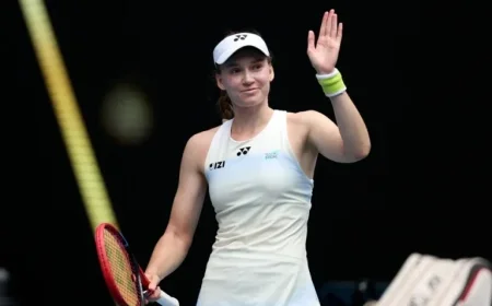 Australian Open: Rybakina Defeats Swiatek, Faces Pegula in Semifinals