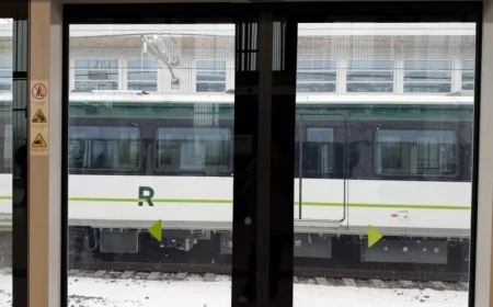 REM Service Disrupted Between Bois-Franc and Côte-de-Liesse Due to Equipment Failure