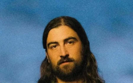 Noah Kahan Unveils New Album: ‘The Great Divide’