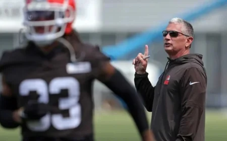 Todd Monken Considers Retaining Jim Schwartz as Defensive Coordinator in 2026