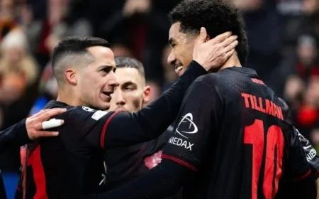 Tillman Propels Bayer 04 Leverkusen Forward with Enthusiastic Play