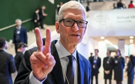 Apple Employees Outraged at Tim Cook Watching ‘Melania’ Film Post-CBP Incident