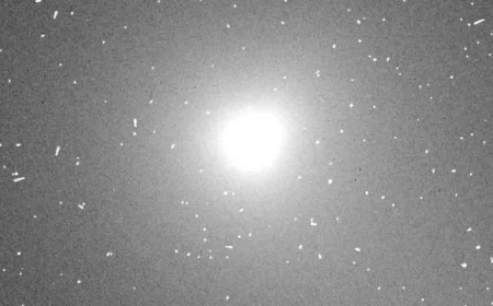 Hubble Captures Rare Cosmic Alignment with 3I/ATLAS