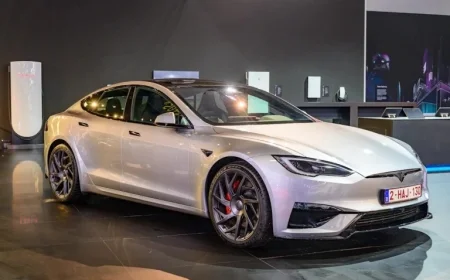 Tesla Discontinues Model S and X to Focus on Robotics