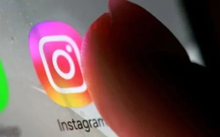 Thousands Experience Instagram Outage, Reports Downdetector