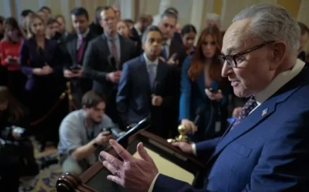 White House, Senate Leaders Intensify Talks to Prevent Government Shutdown