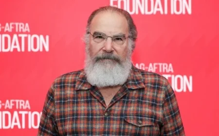Mandy Patinkin Cast as Odin in ‘God of War’ Series