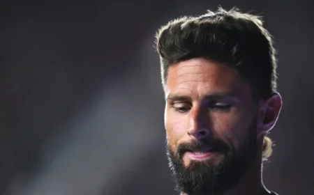 Olivier Giroud Propels Lille to 1-0 Victory Over Freiburg, Securing Playoffs