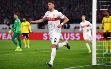 Europa League Highlights: Freiburg Falls to Lille, Stuttgart Advances to Playoffs
