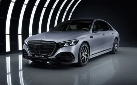 2027 Mercedes-Benz S-Class: A High-Tech Marvel with Heated Seatbelts