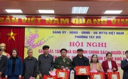 Tay Mo Ward Donates 300+ Gift Packages for 2026 Lunar New Year