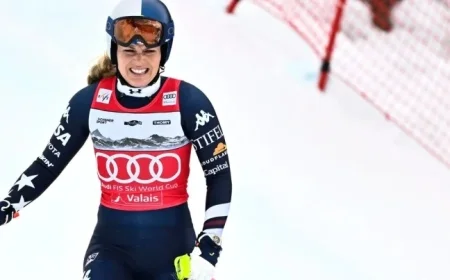 Lindsey Vonn Crashes in Last Downhill Before Winter Olympics
