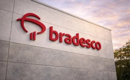 Bradesco Stock Near 52-Week High as Brazil Signals March Rate Cuts