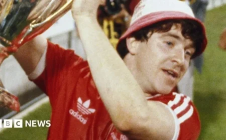 Football Legend John Robertson Honored at Funeral Ceremony