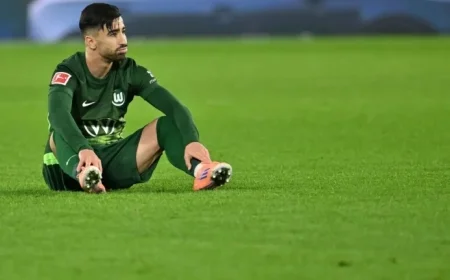 Bundesliga: Wolfsburg Excludes Amoura for Disciplinary Reasons