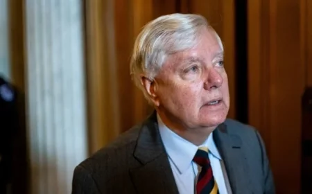 Senator Graham Stalls Shutdown Deal Over DOJ Lawsuit Provision