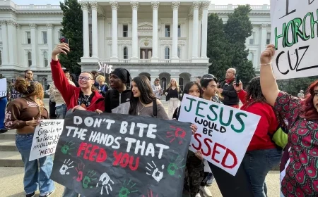 Sacramento Challenges Boston Amid Seven-Game Losing Streak