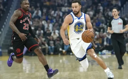 DraftKings Offer: Wager $5, Receive $300 for NBA or NHL Games