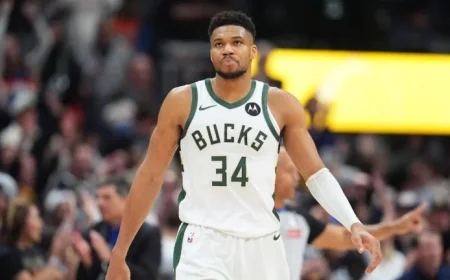 Why Raptors Must Steer Clear of Giannis Antetokounmpo Trade