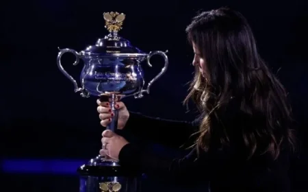 Tennis Legend Jennifer Capriati Presents Trophy at Australian Open