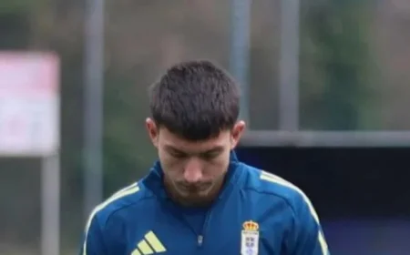 Thiago Boosts Squad for Crucial Clash