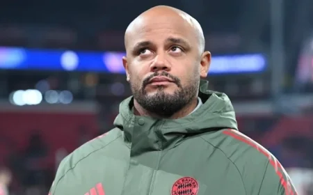 FC Bayern Delayed by Heavy Fog on Route to Hamburg