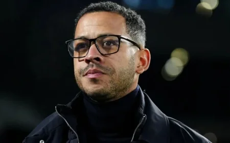 Chelsea Coach Rosenior Unfazed by David Brent and Inbetweeners Memes