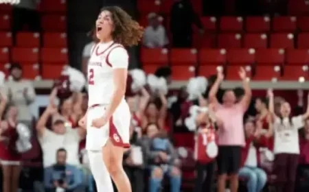 Lash Legend Dominates WWE Royal Rumble, Eliminates Flair and Bella Sisters