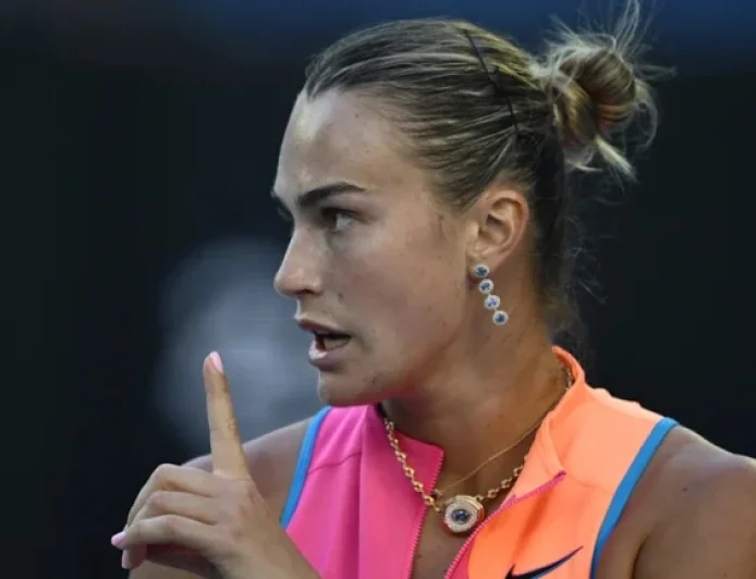 Australian Open Day 1: Sabalenka Advances, Ball Kid Assisted, No.11 Seed Falls