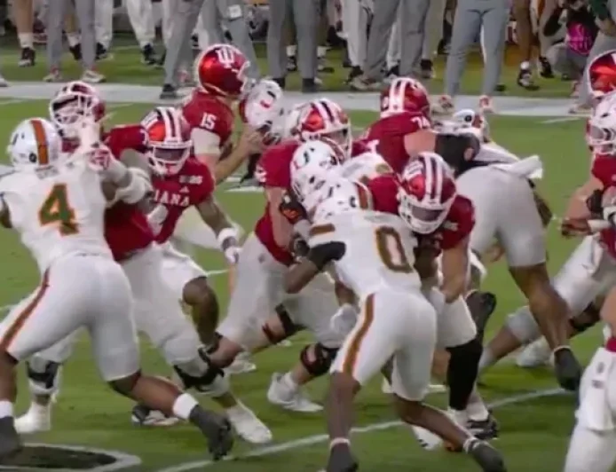 Miami’s Jakobe Thomas Avoids Targeting Penalty for High Hit on Indiana’s Mendoza