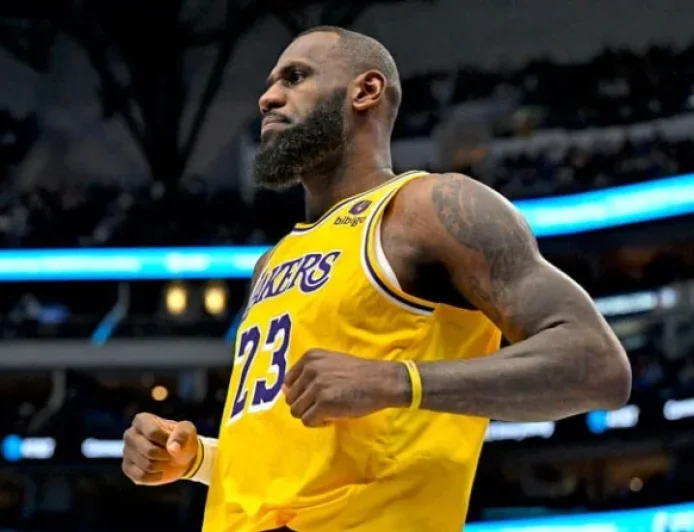 Lakers vs Nuggets: Predictions, Picks, and Odds for Tonight’s NBA Matchup