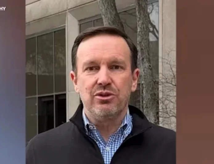 US Senator Condemns ICE Actions at San Antonio Immigration Court in Video