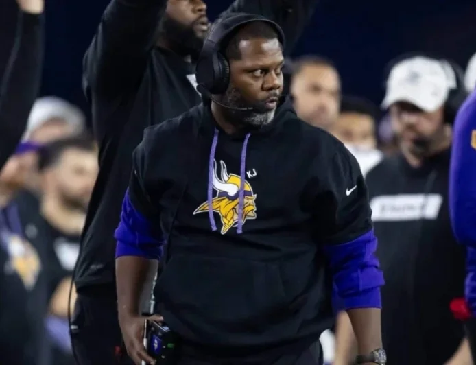 Commanders to Hire Vikings’ Daronte Jones as Defensive Coordinator: Source
