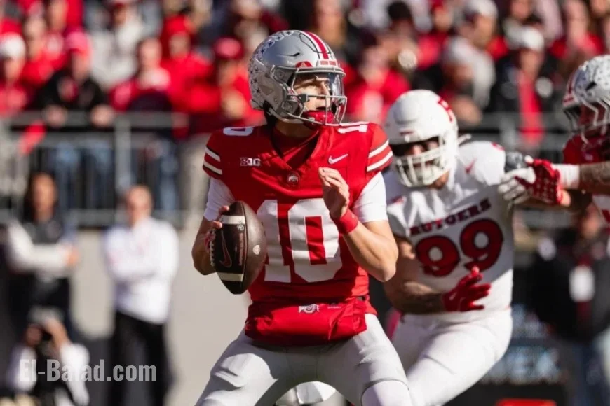 Julian Sayin Wins Shaun Alexander Freshman of the Year Award