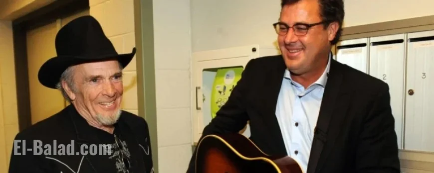 Vince Gill Shares Merle Haggard’s Friendship Token Live on Stage