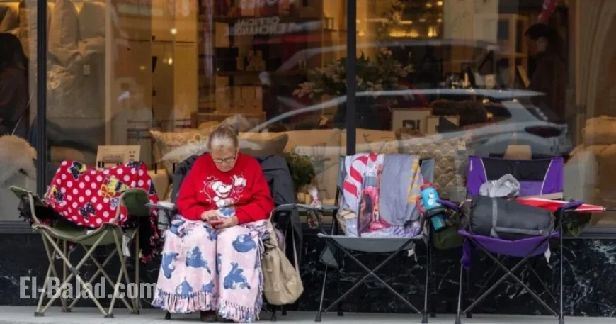 Rare Rainy Rose Parade Begins in Pasadena After Decades