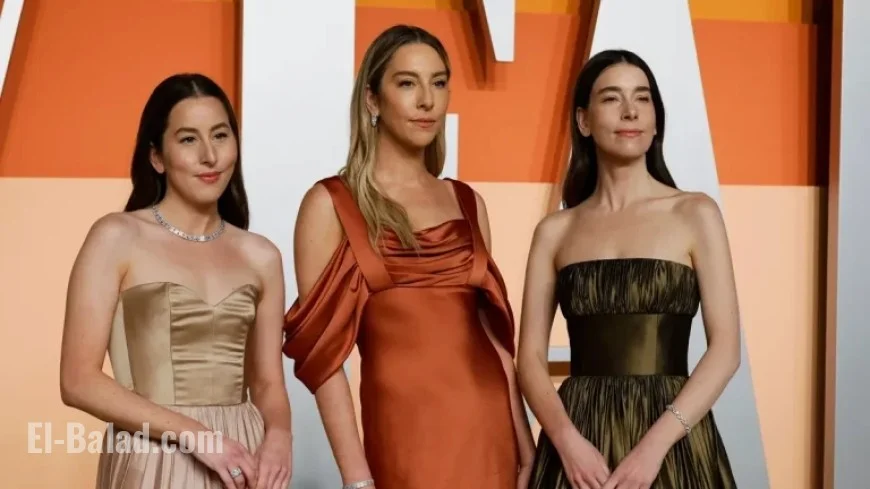 Este Haim Weds on New Year’s Eve: See Her Stunning Dress