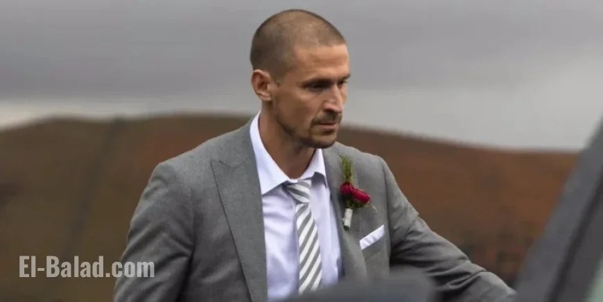 Carl’s Loss of Control Casts Shadow on Corriedale Wedding