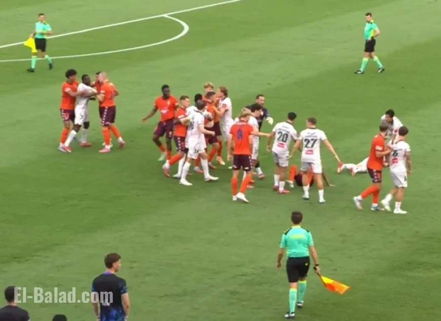 Carlo Armiento’s Red Card Ignites Chaos as Eze Scores Early in Phoenix vs Roar