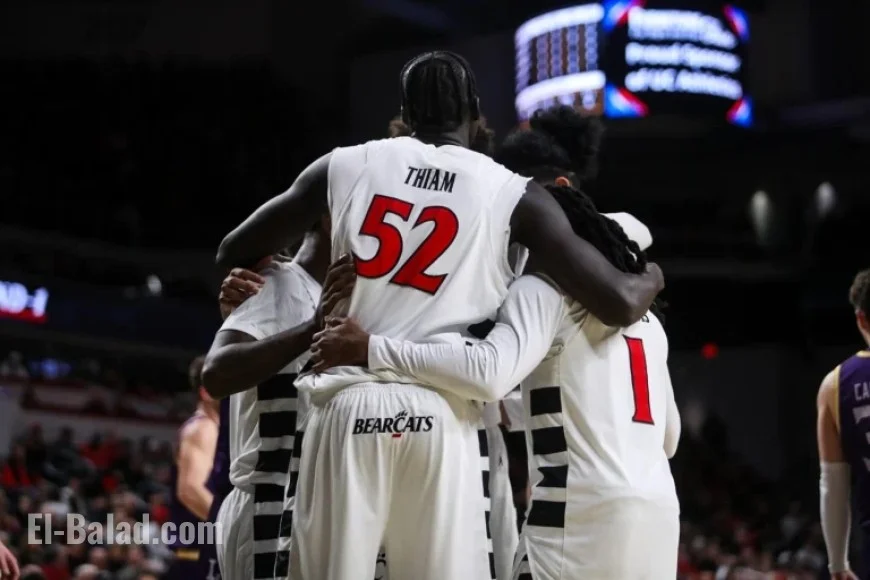 Bearcats Face No. 8 Houston in Big 12 Opener Saturday Afternoon