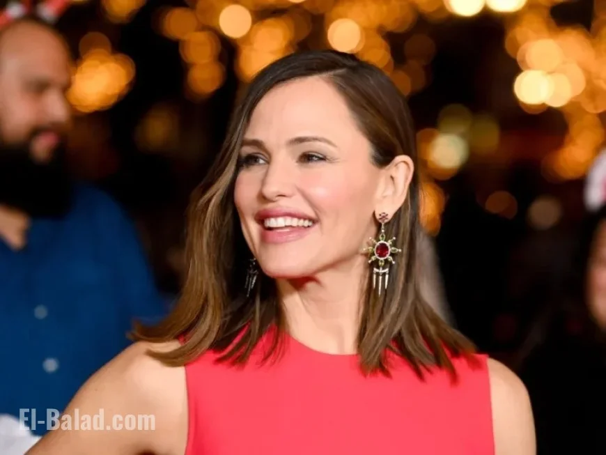 Jennifer Garner and John Miller Dismiss Breakup Rumors with Rare Holiday Outing