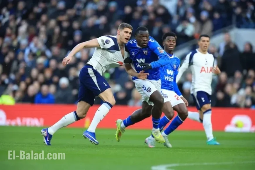 Van de Ven Shines as Brobbey Scores Crucial Goals for Spurs and Sunderland