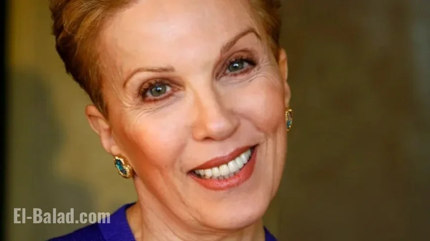 Colleague Deceives Boss with Dishonesty